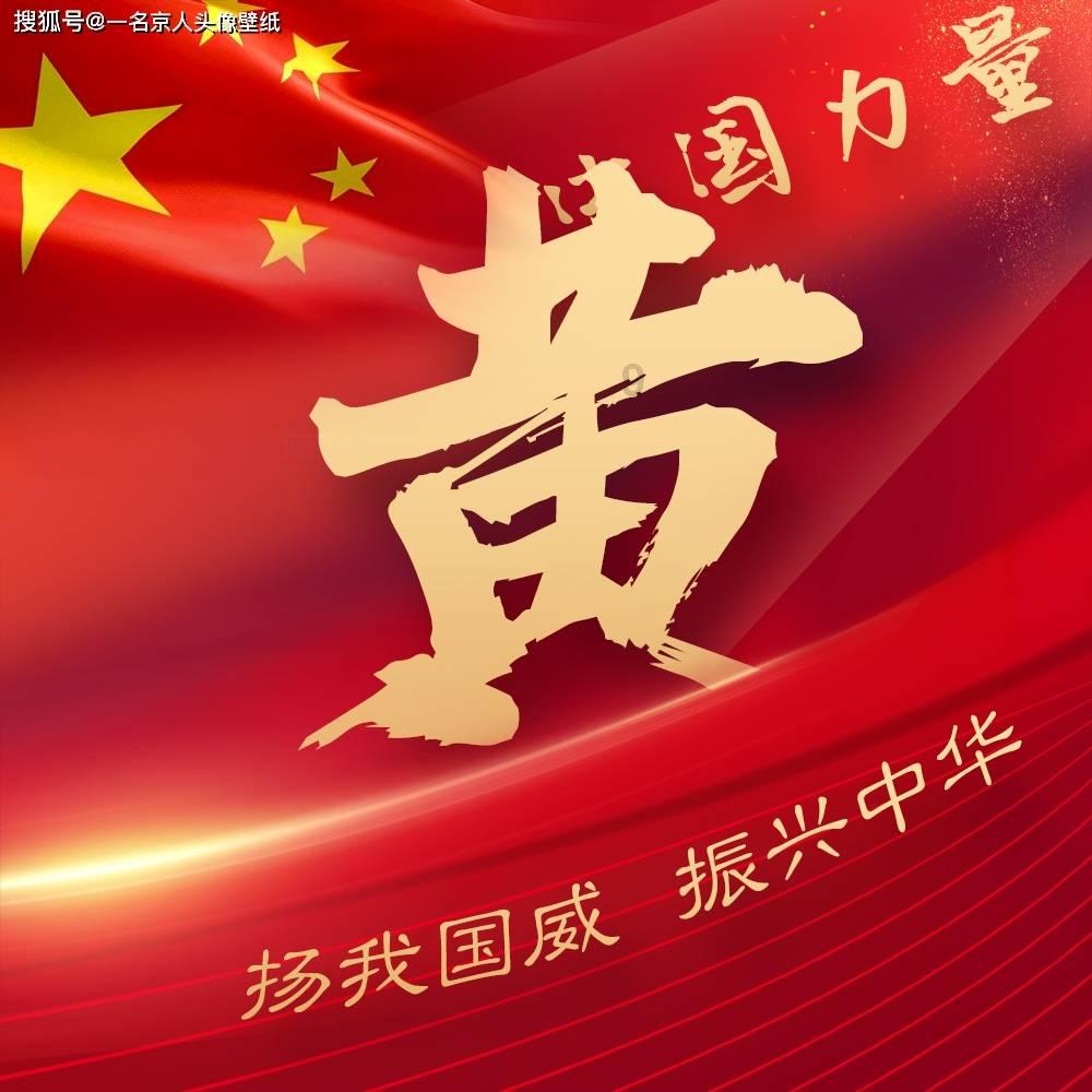 不要就把它们丢进垃圾桶?被抛弃后,两只小狗显得格外胆小
