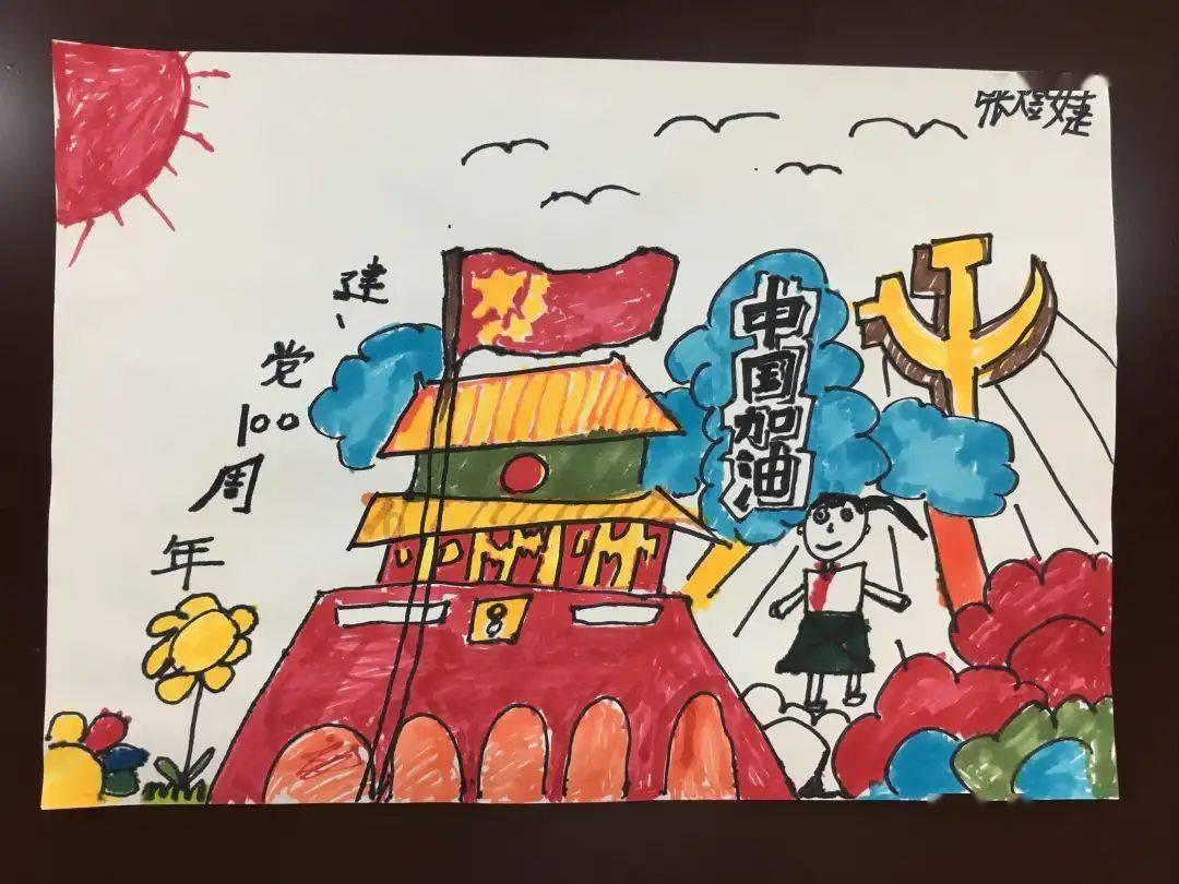 网友在路上遇到一只自己出来买橙子的金毛,金毛还自己打着手电呢