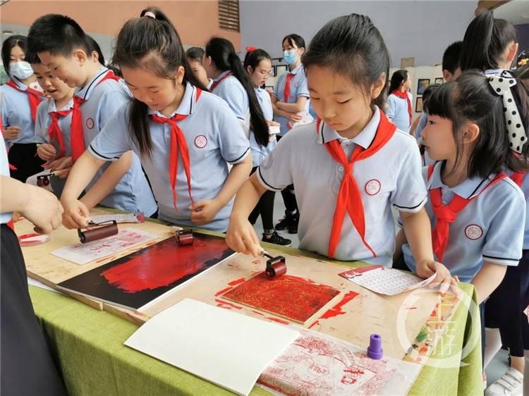 相亲认识的男孩，面相怎么样游戏画面