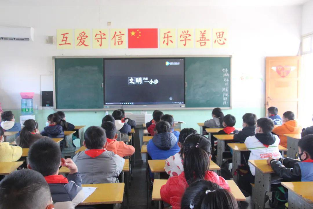 “木头姐”：全力支持马斯克获得特斯拉25%投票权